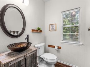 910  Crystal Cove , Oak Point Texas 75068