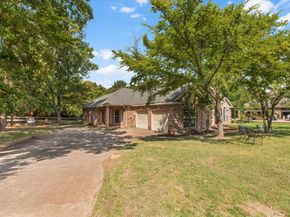 910  Crystal Cove , Oak Point Texas 75068