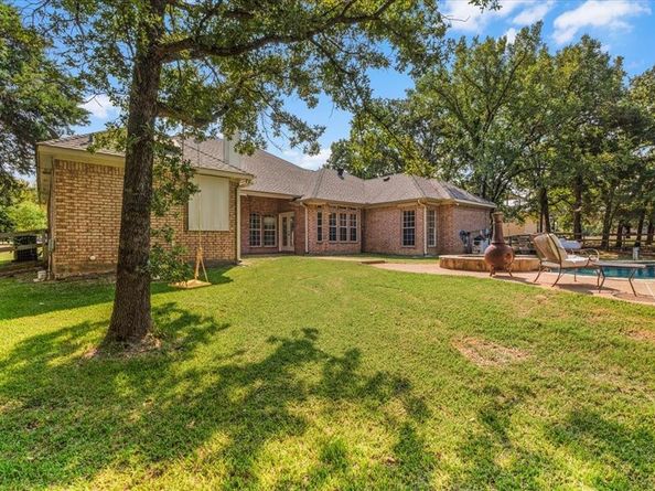 910  Crystal Cove , Oak Point Texas 75068