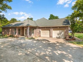 910  Crystal Cove , Oak Point Texas 75068