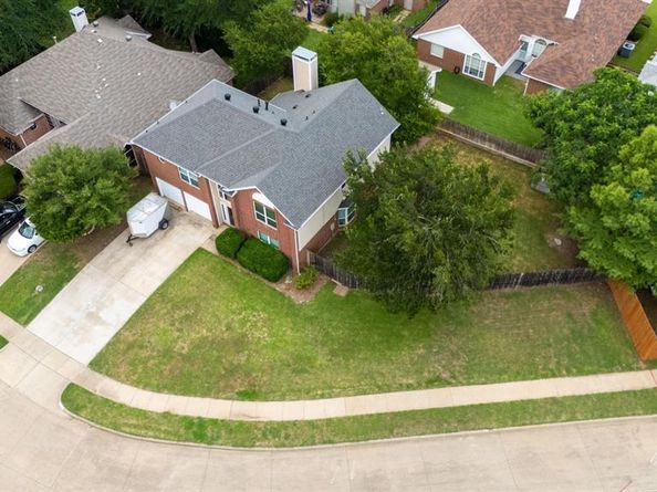 4548  Queenswood Drive , Grand Prairie Texas 75052