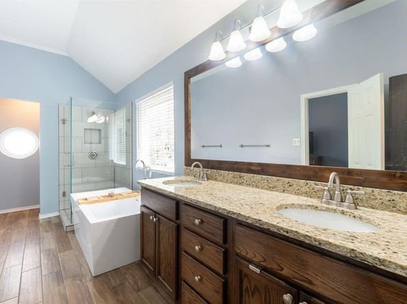 4548  Queenswood Drive , Grand Prairie Texas 75052