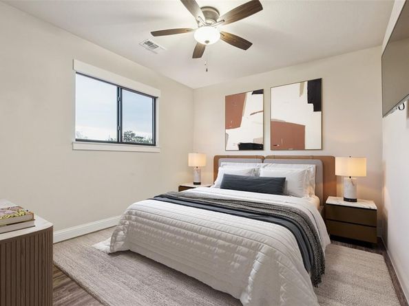 3105  Pastor Street , Dallas Texas 75212