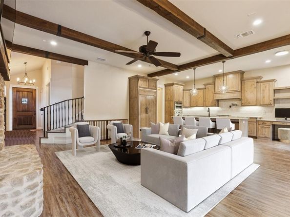 3105  Pastor Street , Dallas Texas 75212