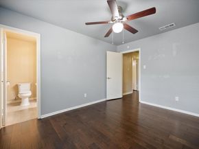 1905  Nottingham Boulevard , Fort Worth Texas 76112
