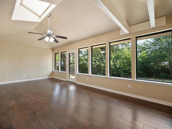 1905  Nottingham Boulevard , Fort Worth Texas 76112
