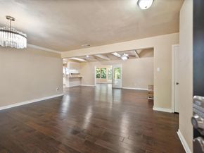 1905  Nottingham Boulevard , Fort Worth Texas 76112