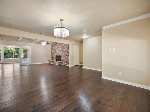 1905  Nottingham Boulevard , Fort Worth Texas 76112