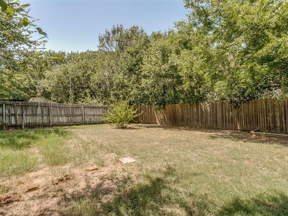1831  Cimarron Trail , Grapevine Texas 76051