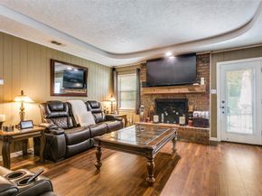 1831  Cimarron Trail , Grapevine Texas 76051