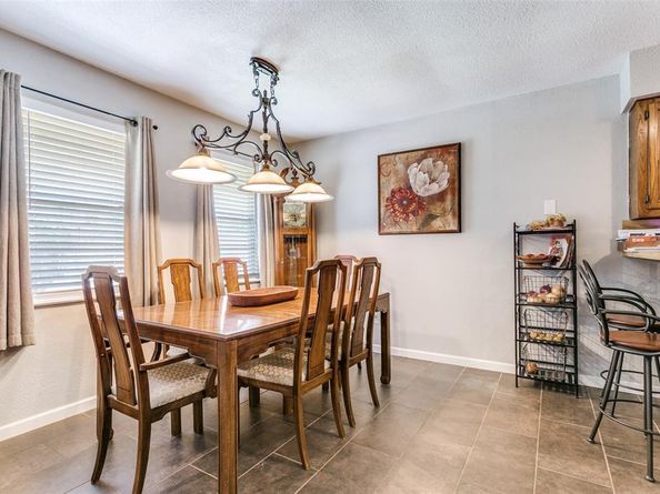 1831  Cimarron Trail , Grapevine Texas 76051