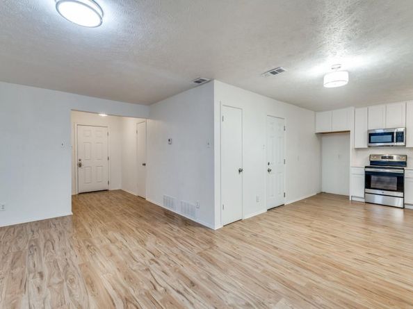 647  Price Drive , Lewisville Texas 75067