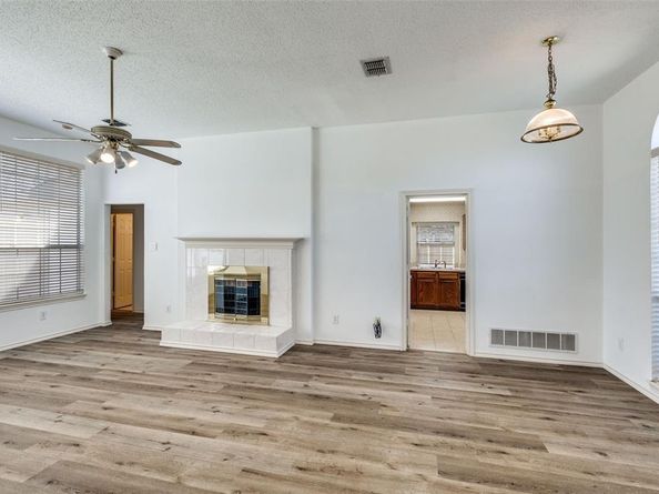 1202  Woodcrest Drive , Garland Texas 75040