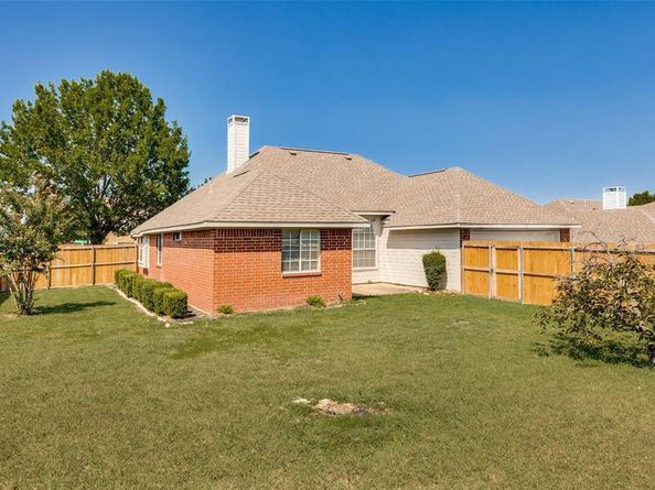 1202  Woodcrest Drive , Garland Texas 75040