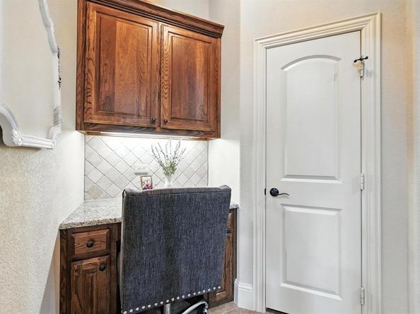 5015  Manchester Road , Highland Village Texas 75077