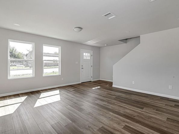 2350  Evans Avenue , Fort Worth Texas 76104