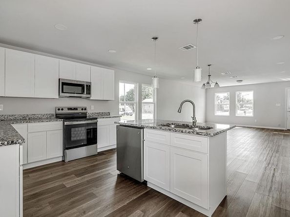2350  Evans Avenue , Fort Worth Texas 76104