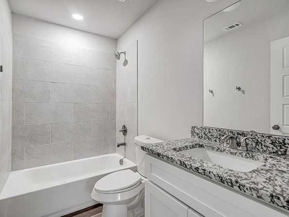 2350  Evans Avenue , Fort Worth Texas 76104