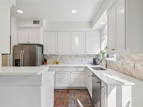 4402  Buena Vista Street  2, Dallas Texas 75205