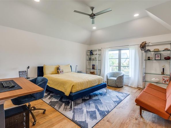 3915  Durango Drive , Dallas Texas 75220