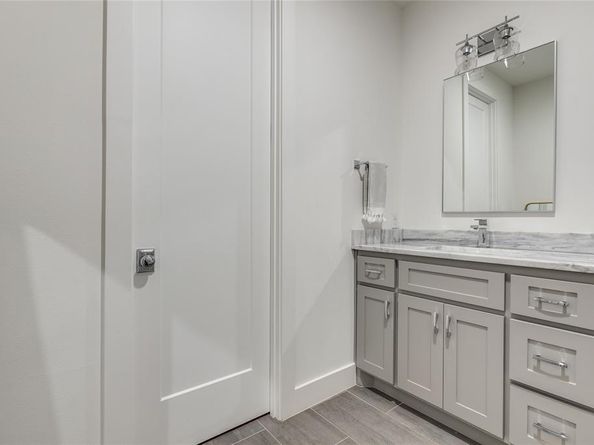 3915  Durango Drive , Dallas Texas 75220