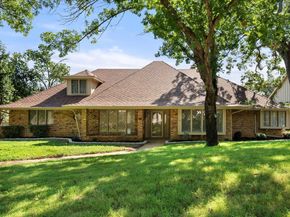 1801  High Vista Court , Fort Worth Texas 76112
