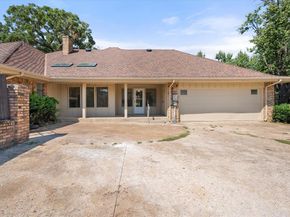 1801  High Vista Court , Fort Worth Texas 76112