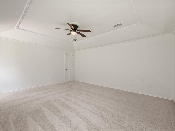 1801  High Vista Court , Fort Worth Texas 76112