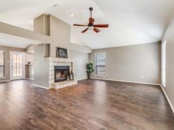 2600  Echo Point Drive , Fort Worth Texas 76123