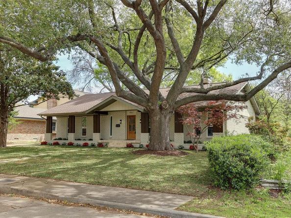 9962  Larchbrook Drive , Dallas Texas 75238