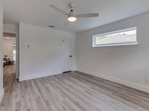 9962  Larchbrook Drive , Dallas Texas 75238