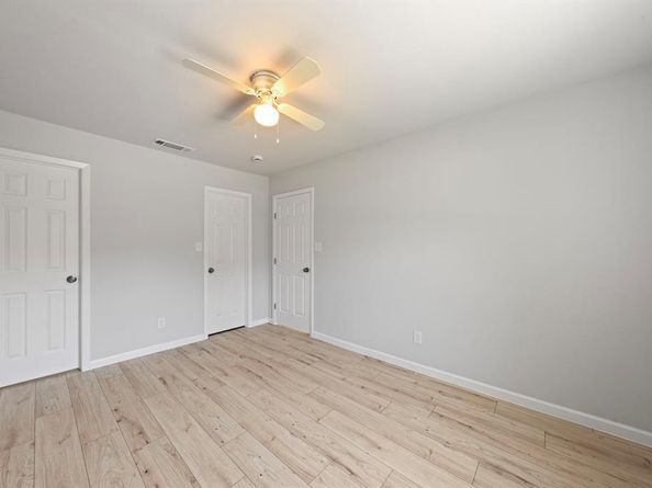 5952  Golden Gate Drive , Dallas Texas 75241