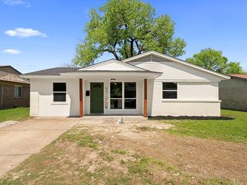 5952  Golden Gate Drive 