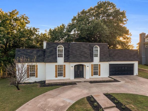 4220  Dawn Drive , Benbrook Texas 76116