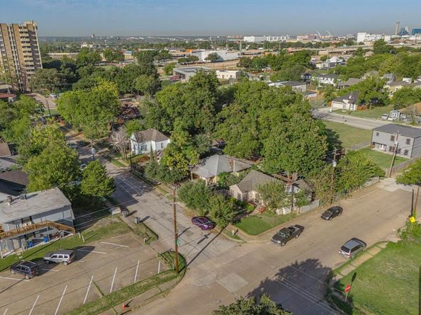 2429  Birmingham Avenue , Dallas Texas 75215