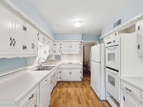 11130  Wonderland Trail , Dallas Texas 75229