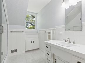 11130  Wonderland Trail , Dallas Texas 75229