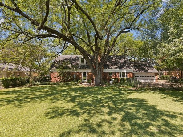 11130  Wonderland Trail , Dallas Texas 75229
