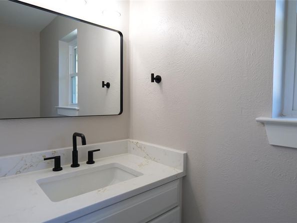 2109  Heather Hill Lane , Plano Texas 75075