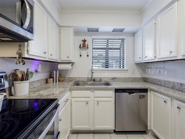 9910  Royal Lane  702, Dallas Texas 75231