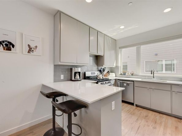 4705  Bryan Street  302, Dallas Texas 75204