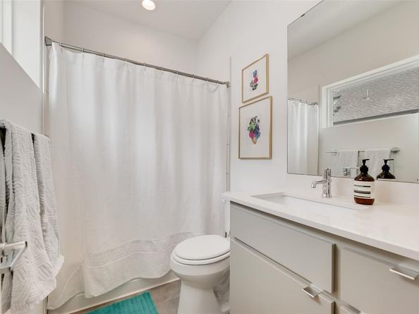 4705  Bryan Street  302, Dallas Texas 75204