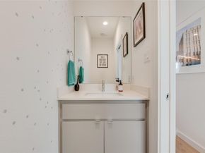 4705  Bryan Street  302, Dallas Texas 75204