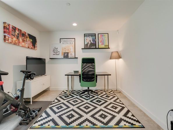 4705  Bryan Street  302, Dallas Texas 75204