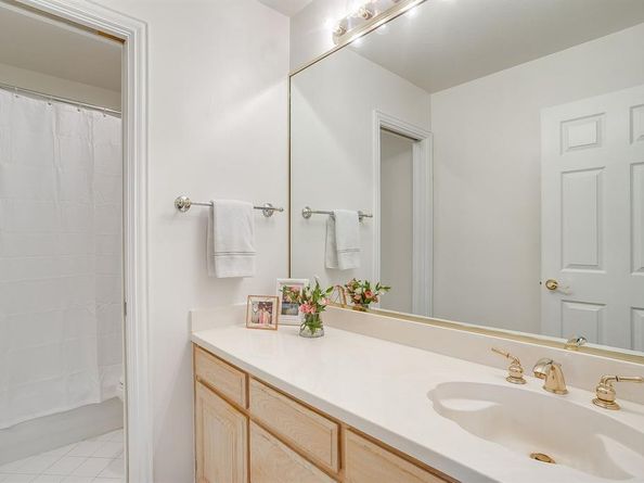 6705  Castle Creek Drive , Fort Worth Texas 76132