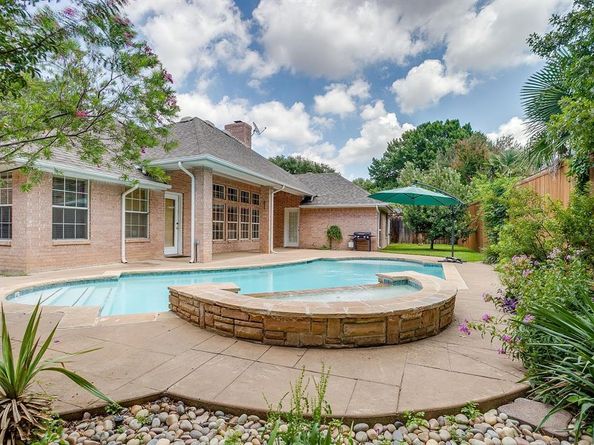 6705  Castle Creek Drive , Fort Worth Texas 76132