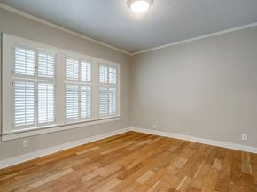 2328 W Rosedale Street S, Fort Worth Texas 76110