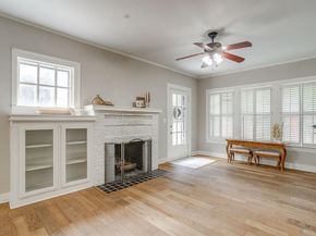 2328 W Rosedale Street S, Fort Worth Texas 76110