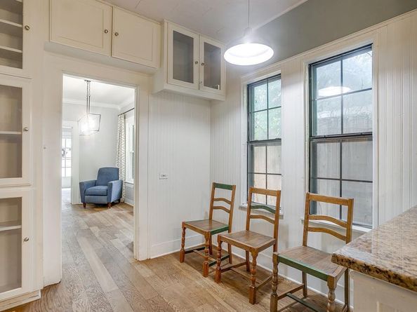 2328 W Rosedale Street S, Fort Worth Texas 76110