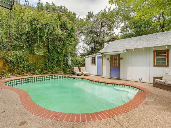 2328 W Rosedale Street S, Fort Worth Texas 76110